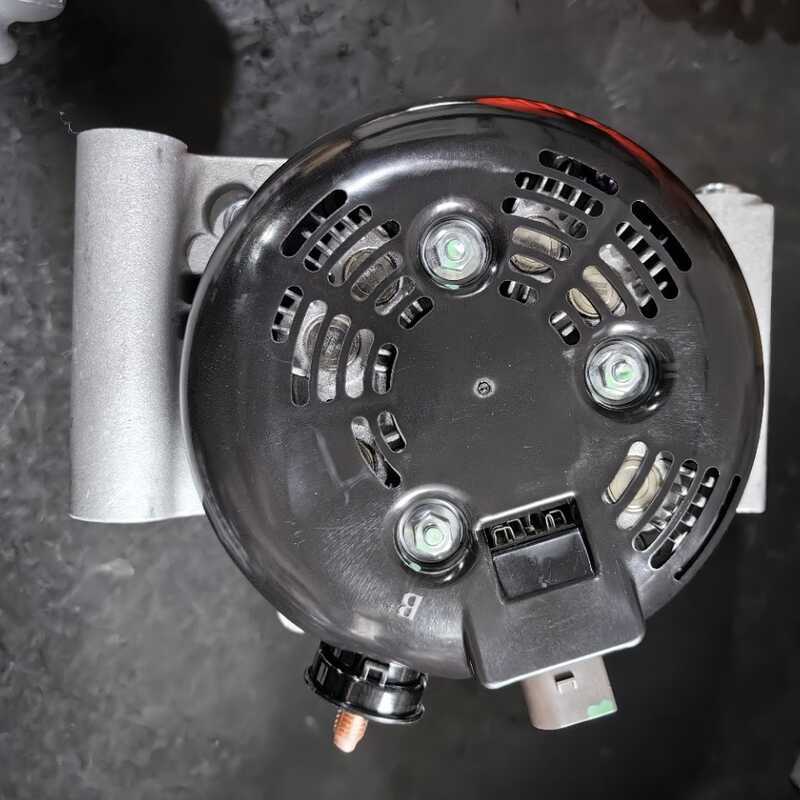 เหมาะสําหรับ 23100-EG010 Elegant Y50 Infiniti QX50 QX70 VQ35DE VQ2 5HR