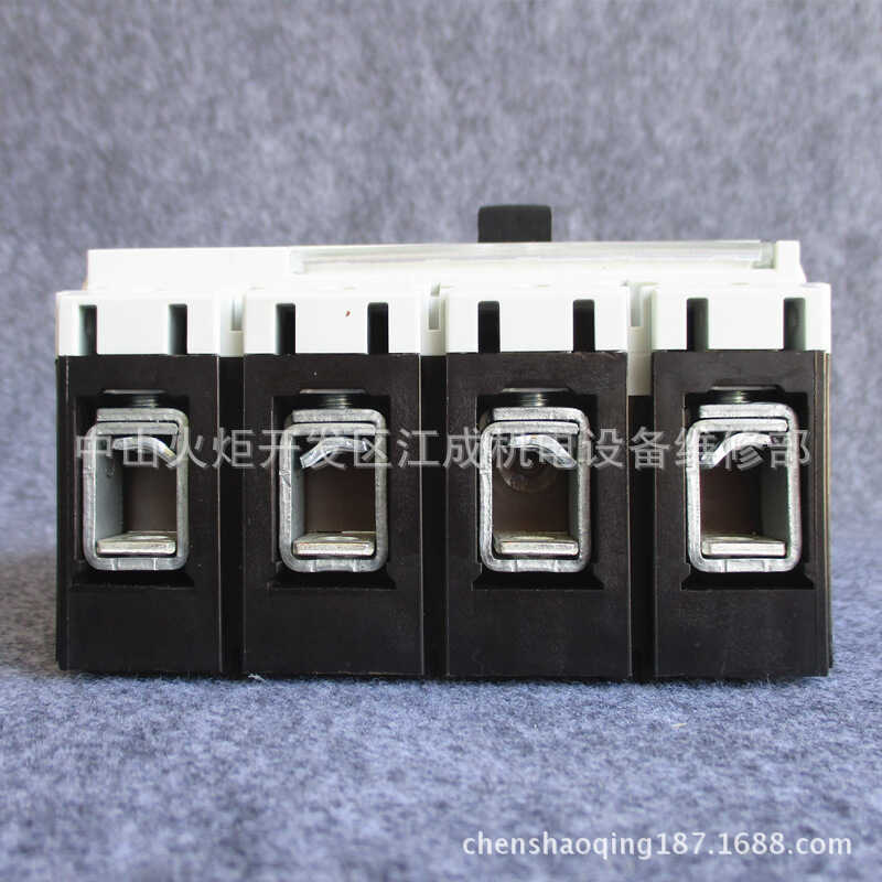 PL10X-B6/3N Eton PL10X-B10/3N PL10X-B16/3N เซอร์กิตเบรกเกอร์ PL10X-B20/3N