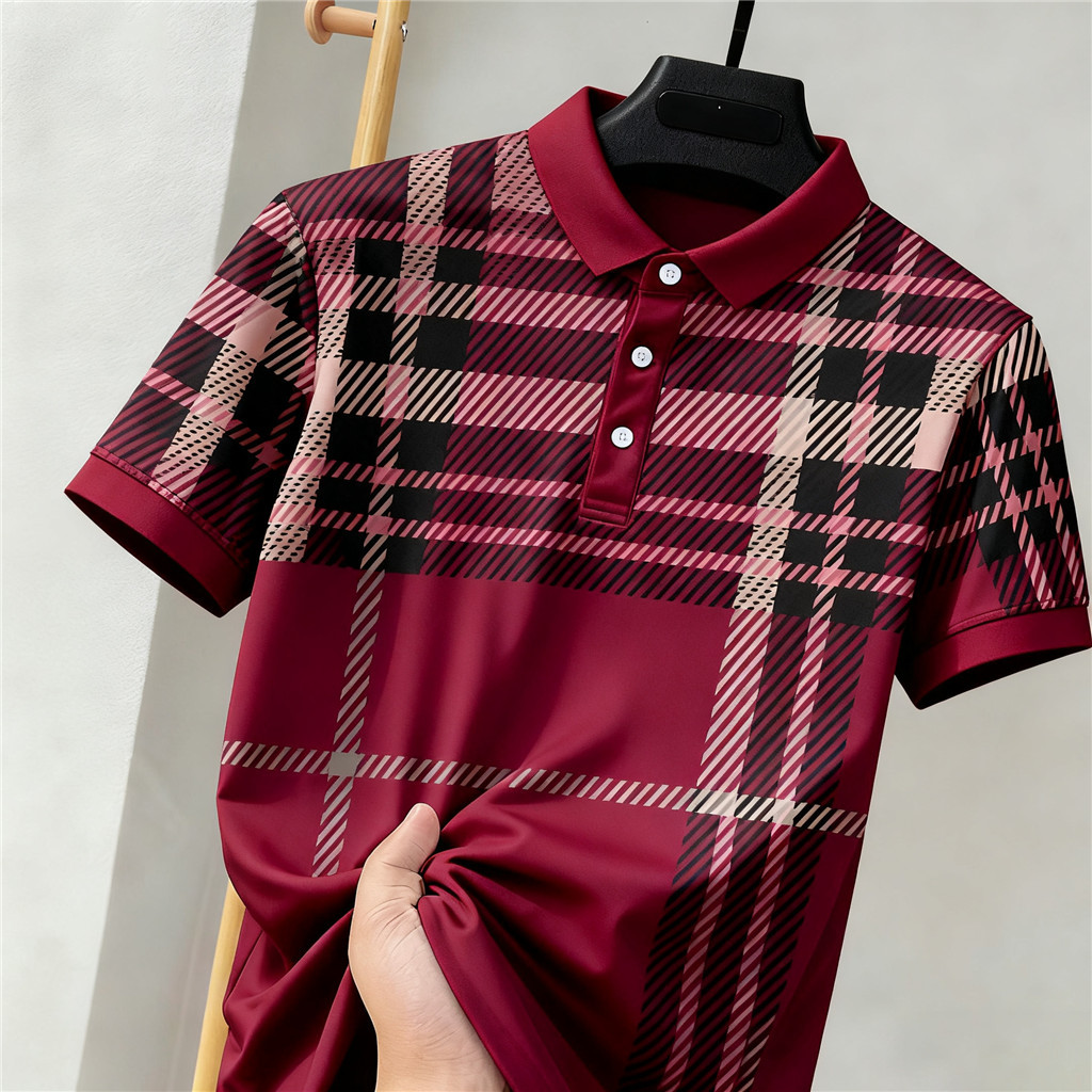 เสื้อโปโลลายสก๊อตและลายทางผู้ชาย ดีไซน์ทันสมัย เหมาะสำหรับการทำงานและสวมใส่ในวันหยุด