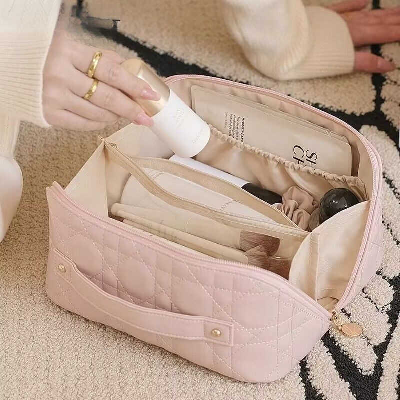 กระเป๋าเครื่องสําอางหญิงแบบพกพาสไตล์ใหม่เดินทางแบบพกพาระดับไฮเอนด์แบบพกพากระเป๋าเครื่องสําอางโปร่งใส