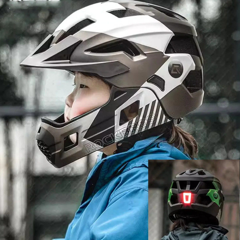 Children bicycle helmet slide bike balance bike helmet motorcycle safety helmet With tail lights bo