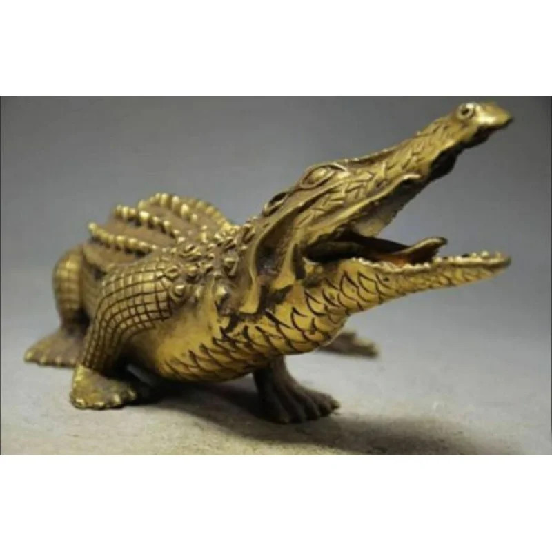 Ingenious Old Brass bronze handmade statues Crocodile Statues