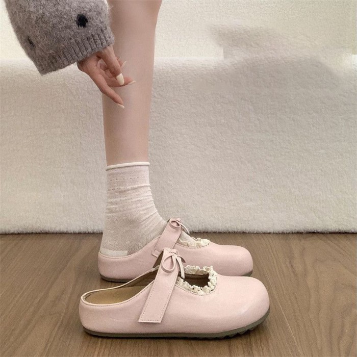 รองเท้าแตะครึ่งสไตล์ใหม่ลูกไม้สีขาว Birkenstocks
