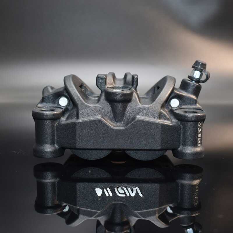 รถจักรยานยนต์ Nissin Forged Brake Calipers ไม่สมมาตร 4-Piston 100MM ติดตั้งล็อคจุดสําหรับเบรกล้อหน้า