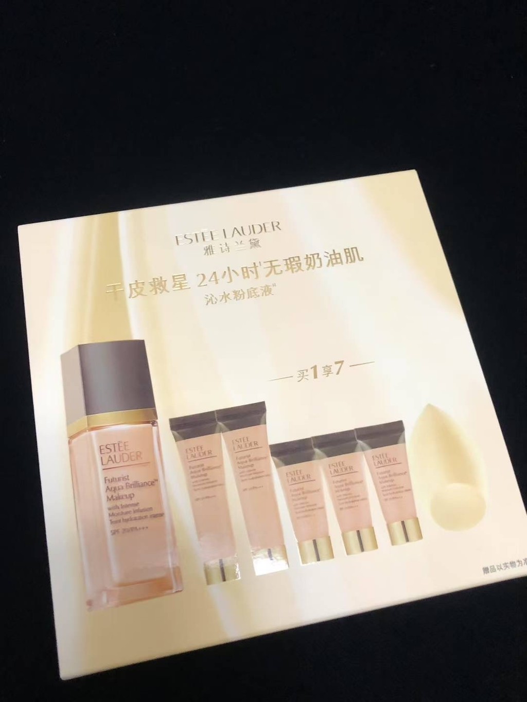 มาใหม่ 105 Estee Lauder Water Liquid Foundation 5+1 ชุด!บรรจุ 30ml, 15ml * 2, 5ml * 3.สีเบอร์ 1c0. D