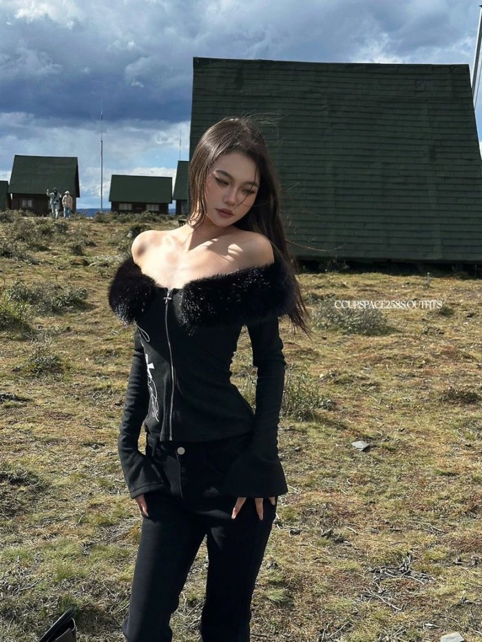 Shanmieleng ฤดูใบไม้ร่วงสไตล์ใหม่อเมริกันย้อนยุคสีดําออกแบบซิปขนคอปกแขนยาวเสื้อยืดผู้หญิง Slim-Fit สาวร้อนด้านบน ราคา ถูกที่สุด ดีลบีเคเค แกลเลอรีภาพที่ 2