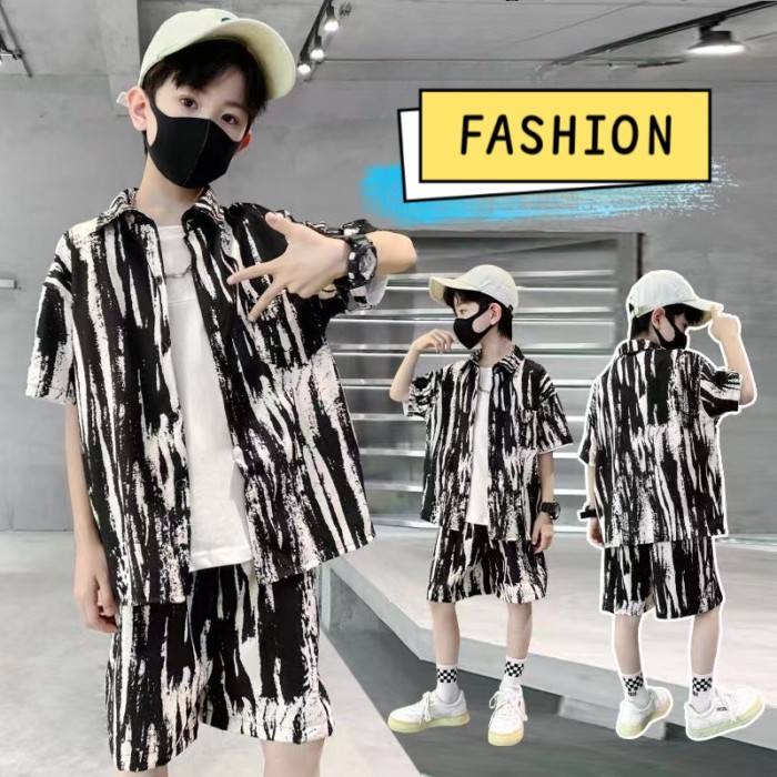 Pinx.th🌼 ชุดฤดูร้อนสำหรับเด็กชาย, ชุดเสื้อเชิ้ตสไตล์ฮ่องกงใหม่, เสื้อลายดอกไม้ลำลองลายดอกไม้แฟชั่น