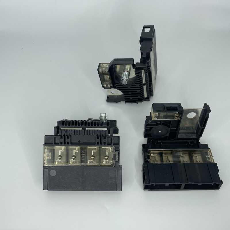 924-079 ใบมีดฟิวส์แบตเตอรี่ Nissan 24380-JA00A ใบมีดฟิวส์924079