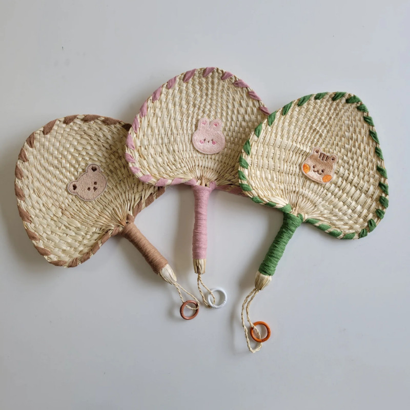 Ins Fan Hand-cranked Embroidered Futon Fan Pendant Cute Children Carry Bear Futon Fan