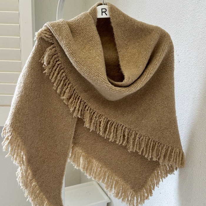 ผ้าคลุมไหล่ขนสัตว์พู่สำหรับผู้หญิง สไตล์ใหม่ สวมได้ตลอดทั้งปี