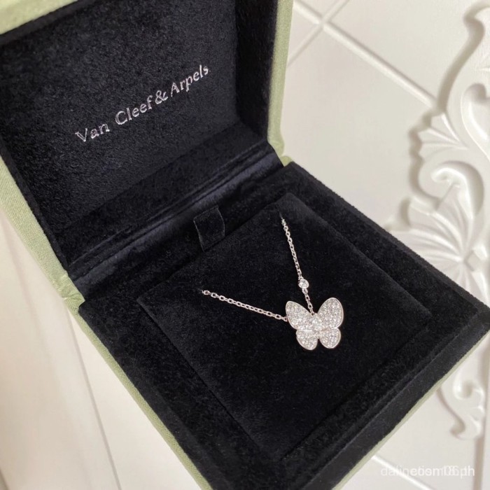สร้อยคอมุกจาก Van Cleef & Arpels ออกแบบสวยงาม มีความโดดเด่น