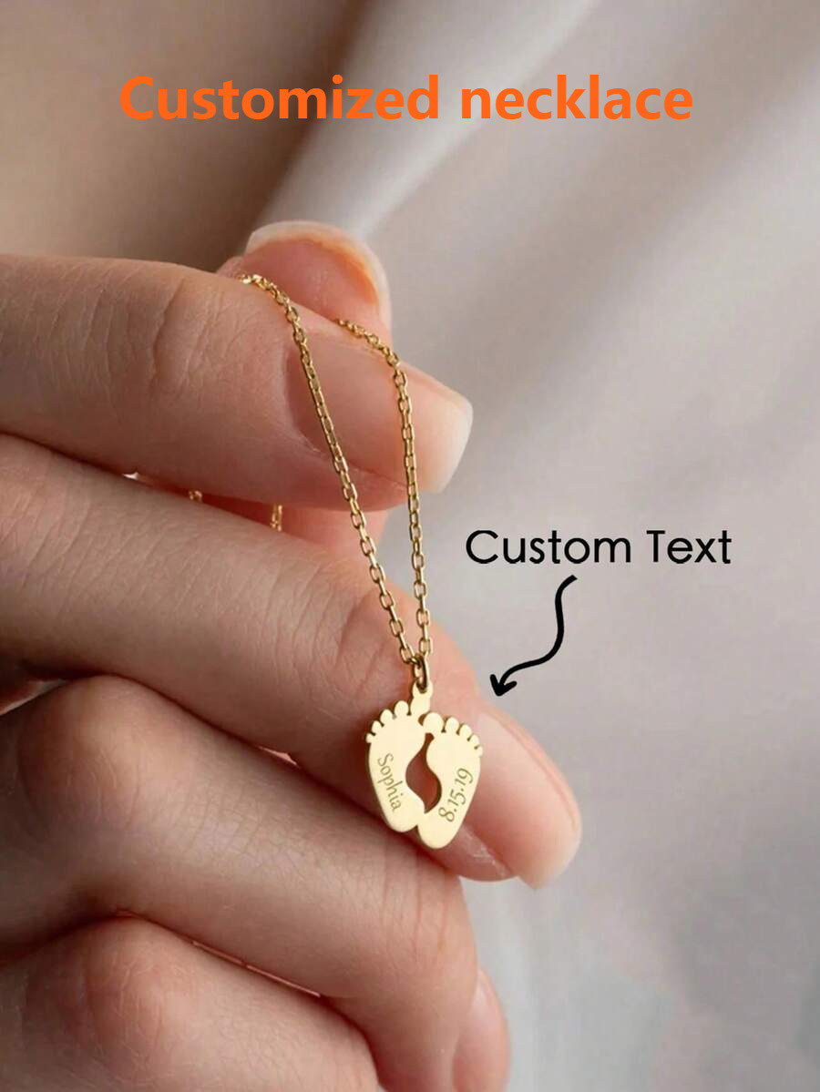 1pcs อบอุ่นและน่ารักออกแบบเฉพาะ Footprint จี้สร้อยคอที่กําหนดเองที่สามารถแกะสลักชื่อภาษาอังกฤษและวัน