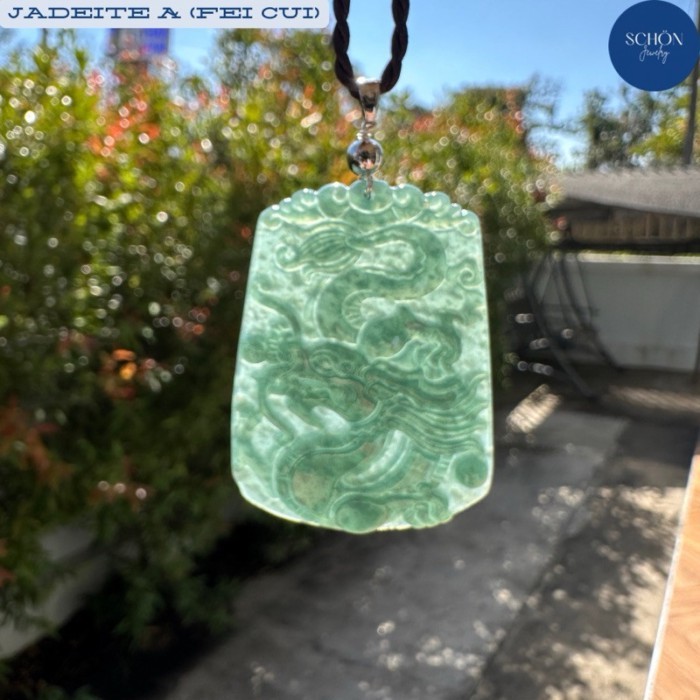 สีสด PDJ-LDR-DBL จี้หยกแกะลายมังกร จี้มังกรหยก หยกแท้ Jadeite A พร้อมสร้อยเชือกร่มสำหรับร้อยขึ้นคอ