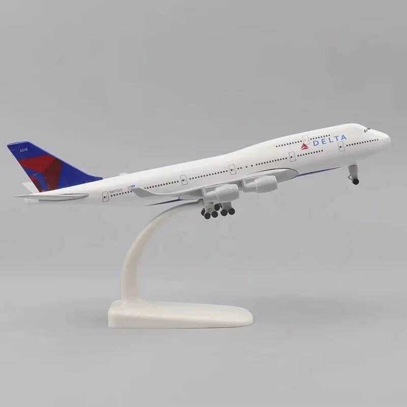 C 20Cm B747 Delta Air Es Airplae Model Boeig 747 Die-Castig Alloy Metal Airplae Toys With Ladig Gea