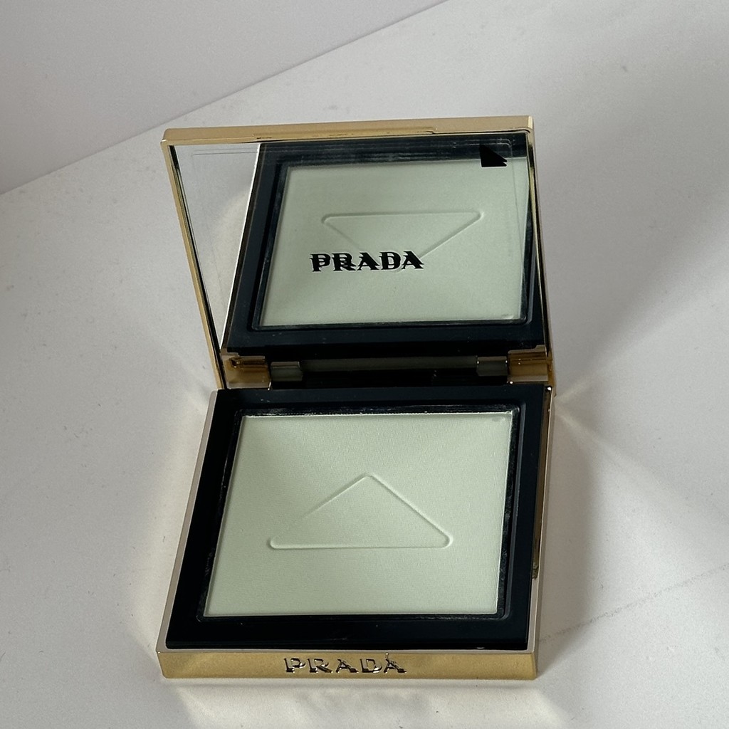 Fashion Special/38 Prada Green Pressed Powder 6.8g! 492