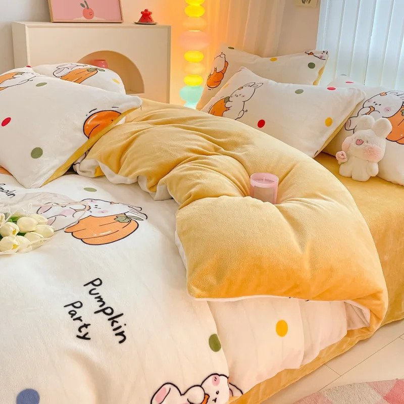 Warm Milk Velvet Four-piece Set in Winter Coral Velvet Padded Double-sided Bed Plus Velvet Quilt Co