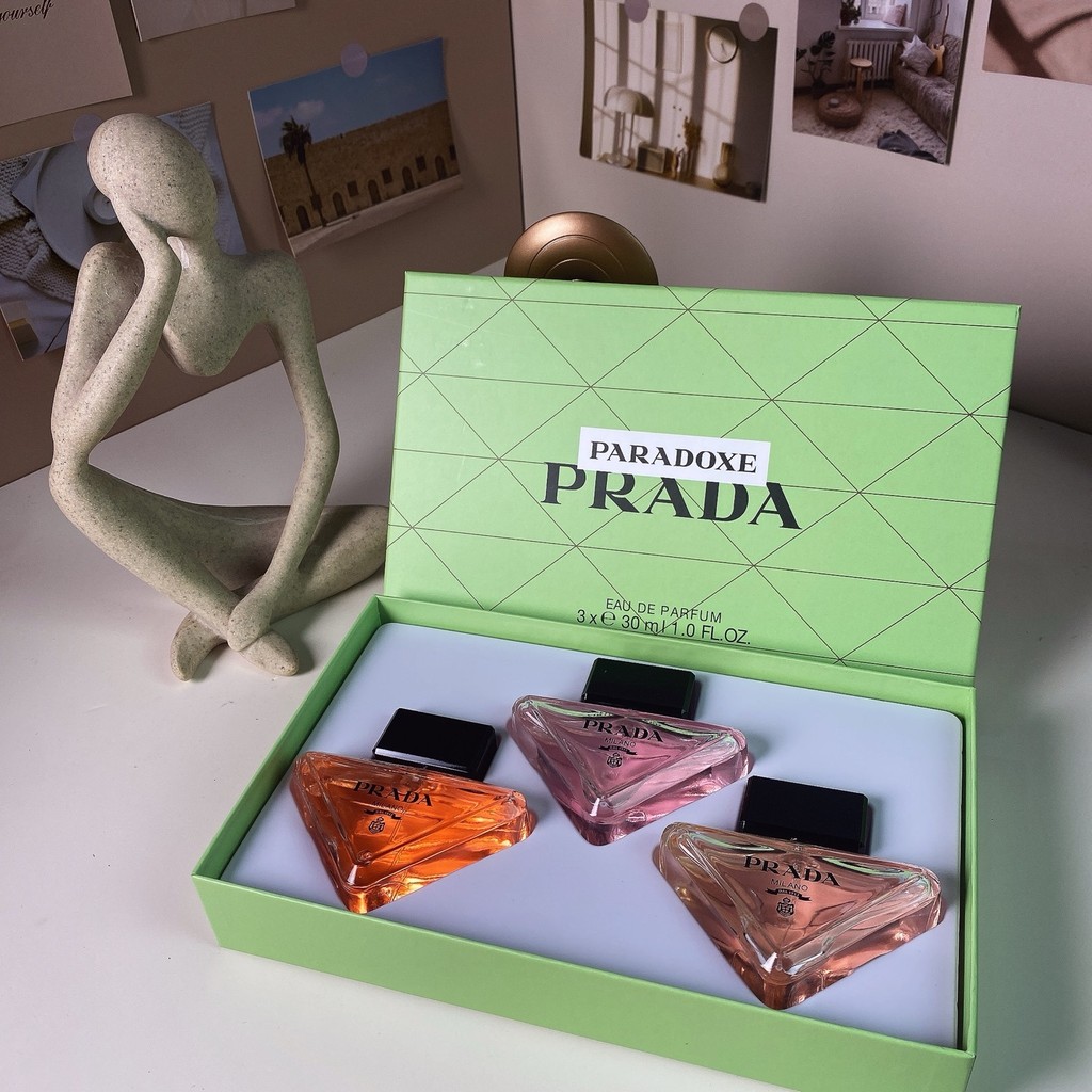 ยิงจริง❤ 58 Prada I Benmo Perfume Medium Sample 30ml ชุดสามชิ้นกล่องสีเขียว!บรรจุ 30มล * 3 พร้อมหัวฉ