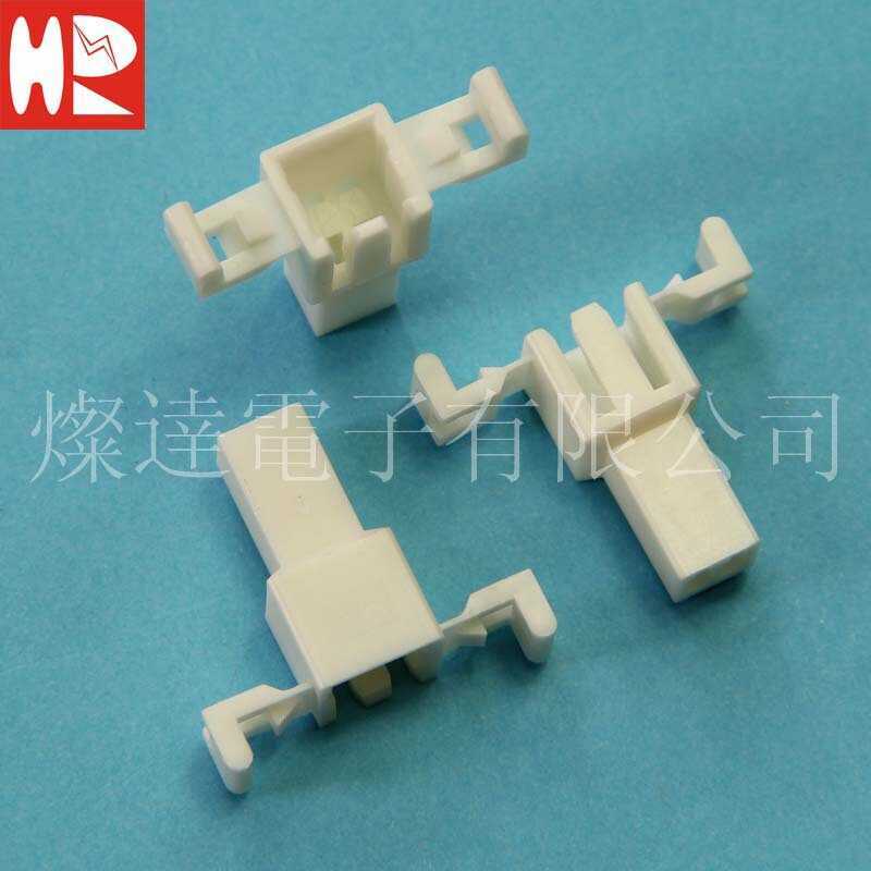 ไต้หวัน Chanda HR Connector C2504HM-02P ที่อยู่อาศัยเปลือกยางอินเทอร์เฟซซ็อกเก็ตปลั๊กไฟ