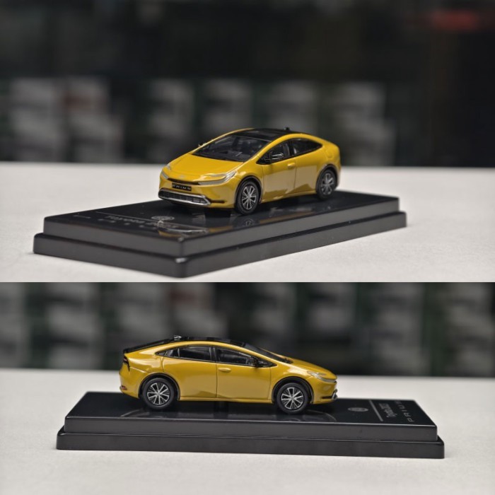 PARA 1: 64 Toyota Prius Toyota Prius Yellow Alloy Car Model Jewelry