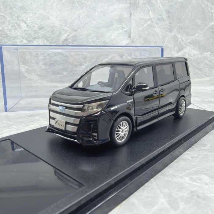 1/43 Toyota NOAH Business MPV Resin Car Model