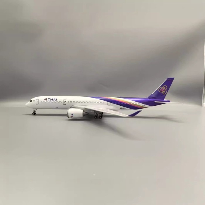 T Thai Air Scale 1: 157 47 ซม.A350 เครื่องประดับโมเดลเครื่องบินไทยพร้อม Light Out of Print Car Model