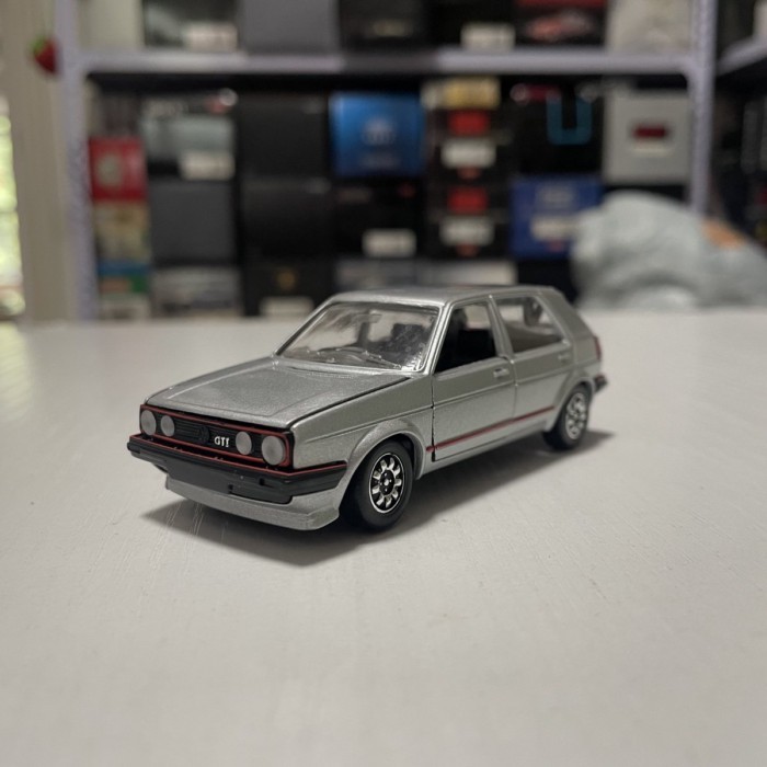 1: 43 Schabak Shanbak Volkswagen GOLF GTI VW GOLF MK2 รถรุ่นสีเงิน