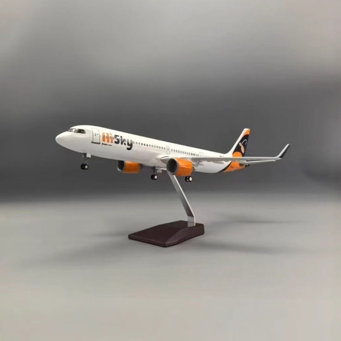 47 ซม.HiSky ยุโรป A321NEO 1: 100 ยุโรป HiSky Airlines A321neo จําลองผู้โดยสารเครื่องบิน Limited Edit