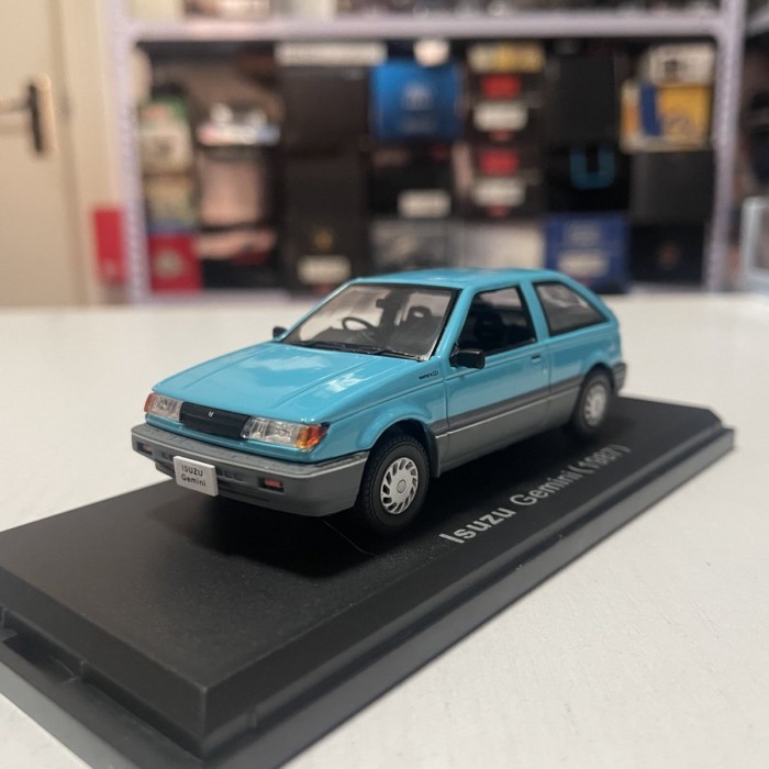 1: 43 Norev ISUZU Gemini ISUZU Gemini 1987 รถ Coupe สีฟ้า