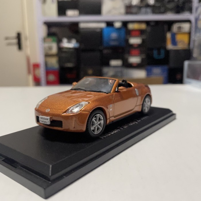1: 43 Norev Nissan Nissan Fairlady 350Z Z33 2003 รถเปิดประทุนสีเหลือง