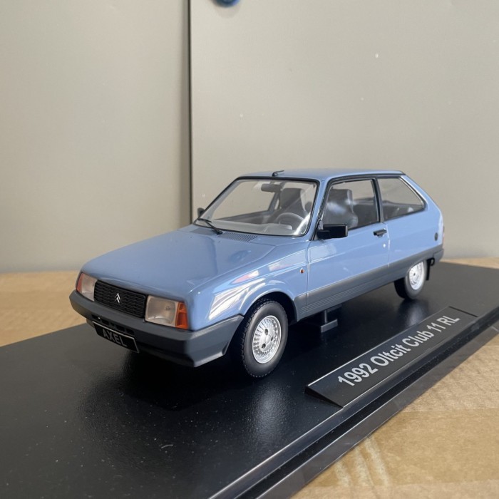 1: 18 KK Citron Citron AXEL 12 TRS 1990 รถสองประตูรุ่นสีน้ําเงิน