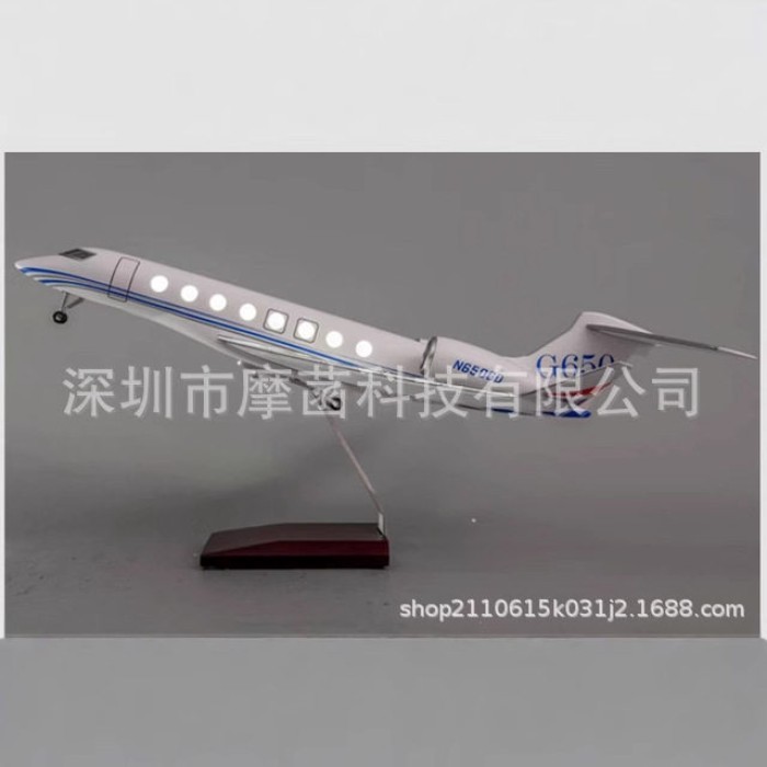 1: 50 Gulfstream G650 Voice Control ไฟ LED พร้อมล้อเครื่องบินรุ่น Gulfstream G650 ต้นแบบลูกค้าเครื่อ