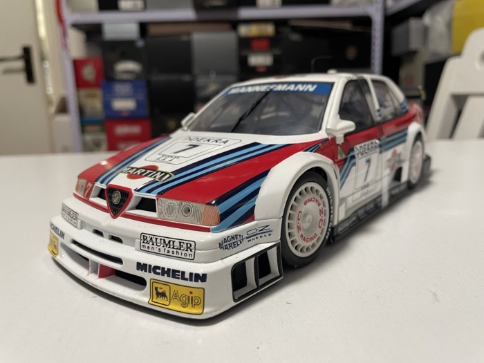 1: 18 UT Alpha ROMEO ALFA ROMEO 155 MARTINI MARTINI โมเดลรถอัลลอย