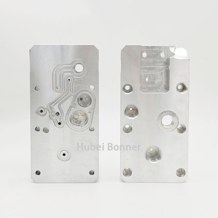 81154036146 81.15403.6146 81154036117002 Adblue Urea Pump Aluminum Valve Plate Spare Parts for Man