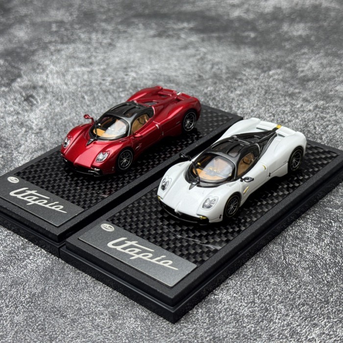 LCD 1: 64 Pagani Utopia Utopia โมเดลรถโลหะผสมของขวัญเครื่องประดับ