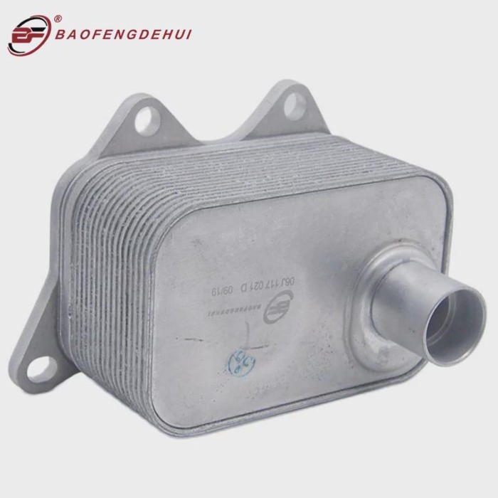 Engine Oil Cooler For VW Jetta Passat CC Skoda Octavia For Audi A3 A4 A5 A6 Q3 Q5 1.8 2.0 TFSI 06J1