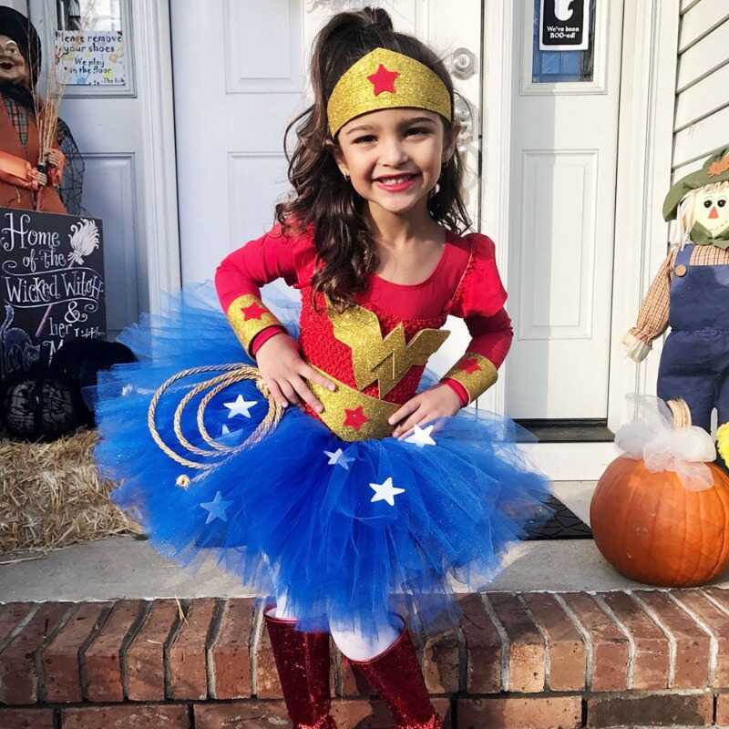 C ชุดเดรส Tutu สำหรับเด็กผู้หญิงลาย Wonder Woman