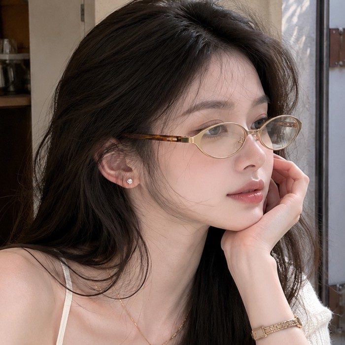 แว่นกันแดดโลหะรูปไข่ย้อนยุคสไตล์ใหม่แว่นกันแดดสาวร้อนระดับไฮเอนด์