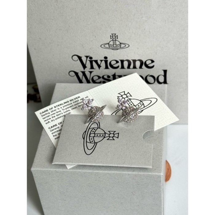 (มีโค้ดลด10-20%)พร้อมส่งVivienne westwood ต่างหู รุ่น Tiziana สีเงิน