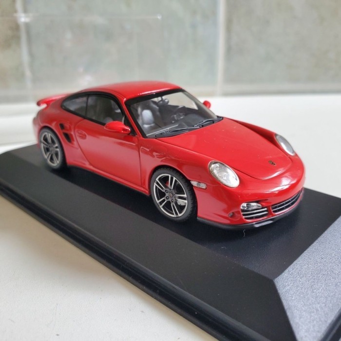 Mini Cut 1/43 Porsche 911 Turbo 997 (Indiscorot) สีแดง