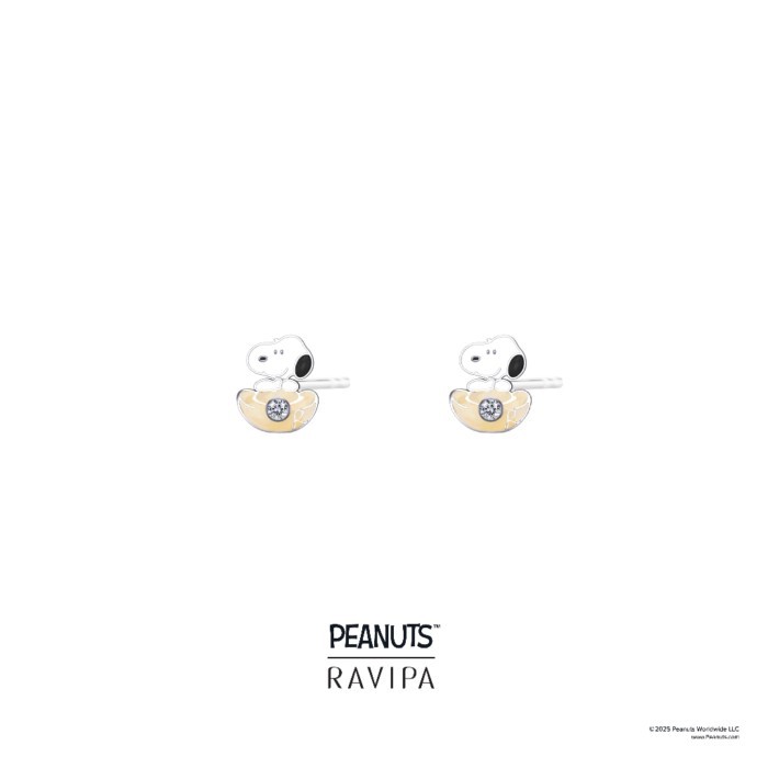 Ravipa | Snoopy Golden Bucket Studs - ต่างหู