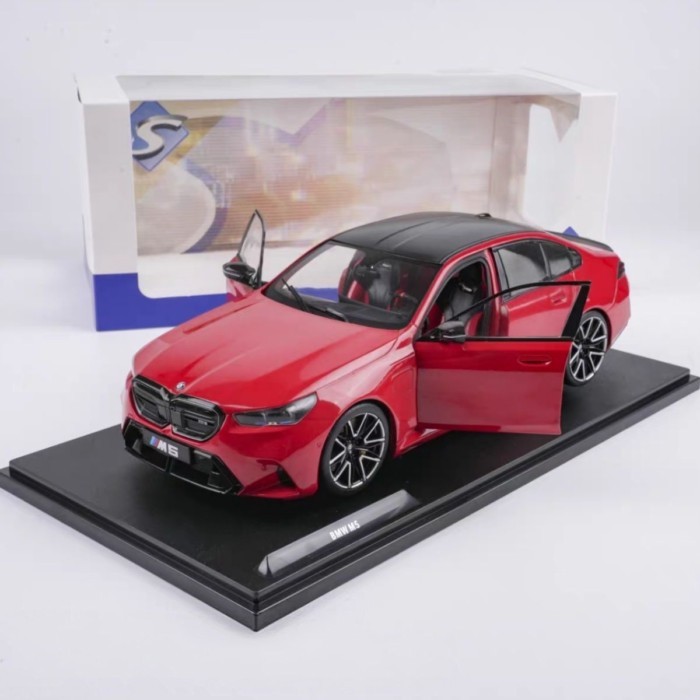 Solido 1/18 BMW BMW M5 Five Series M โมเดลรถอัลลอย