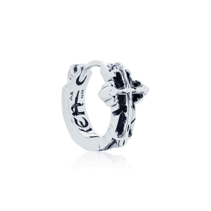 AKE AKE The Unbroken earring huggie ต่างหูห่วงเงินแท้925 แกะมือขัดเงาลงดำ "Unbroken Cross" จำหน่ายต