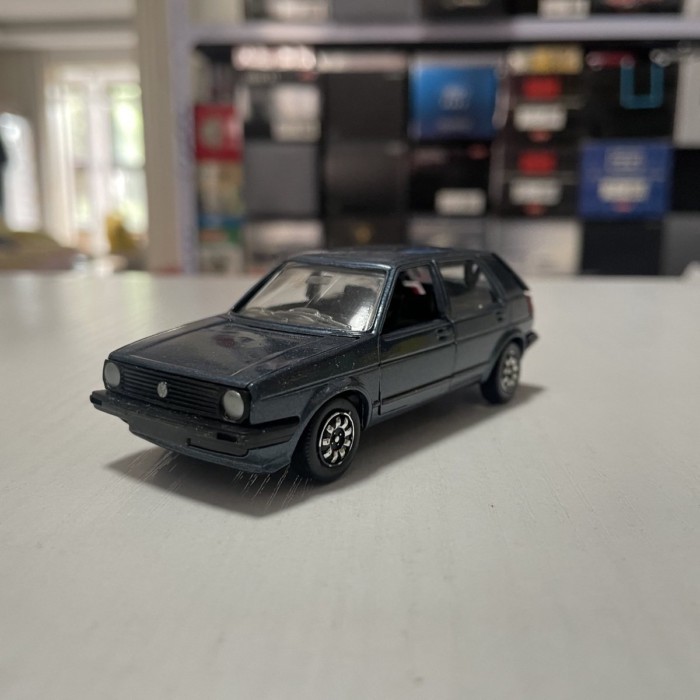1: 43 Schabak Shanbak Volkswagen GOLF Two-Car VW GOLF MK2 รถรุ่นสีฟ้า