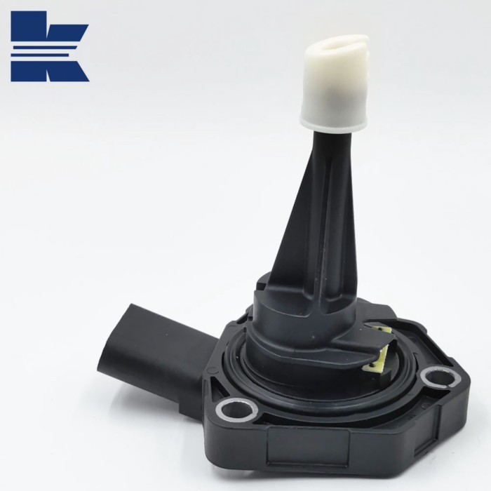 OE:03C907660 03C907660R  Engine Oil Level Sensor Level Probe / Plug For Audi A4 A5 A6 A7 A8 Q3 Q5 Q