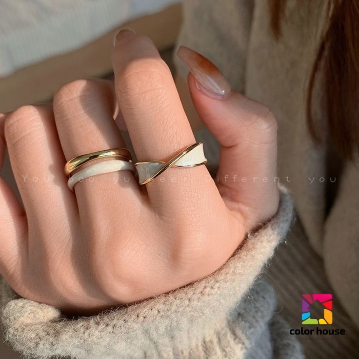 [ขายร้อน] แหวนสองชั้นไขว้สีทองระดับไฮเอนด์หญิงอินการออกแบบเฉพาะแฟชั่นแบบปรับได้