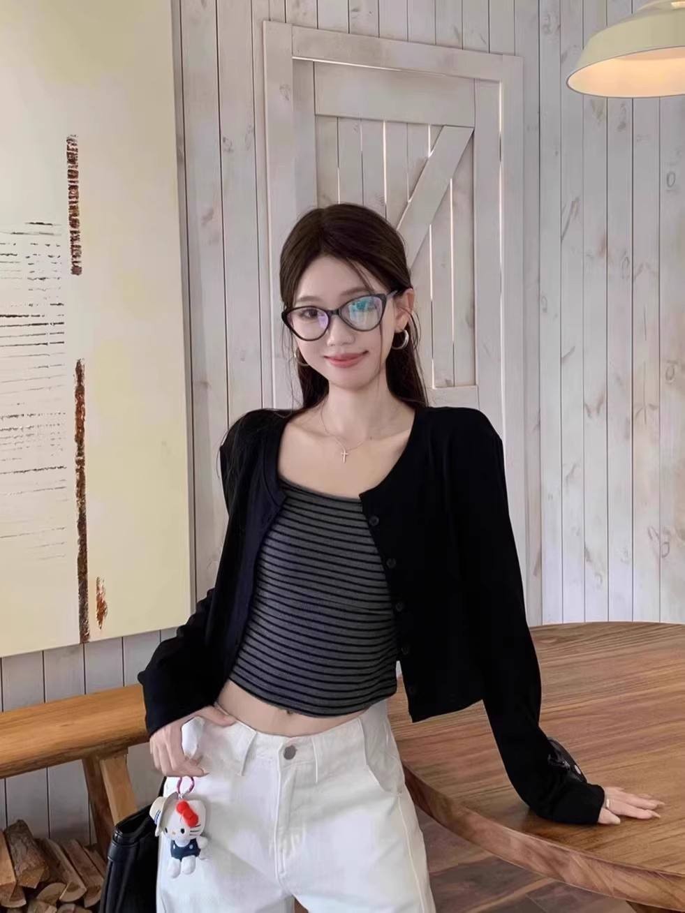 ((คลังสินค้าพร้อม) เสื้อสายเดี่ยวลายทางสีตัดกันดีไซน์สูทสาวฮอตเสื้อคาร์ดิแกนแขนยาวเสื้อแจ็คเก็ตแฟชั่นสุดเก๋