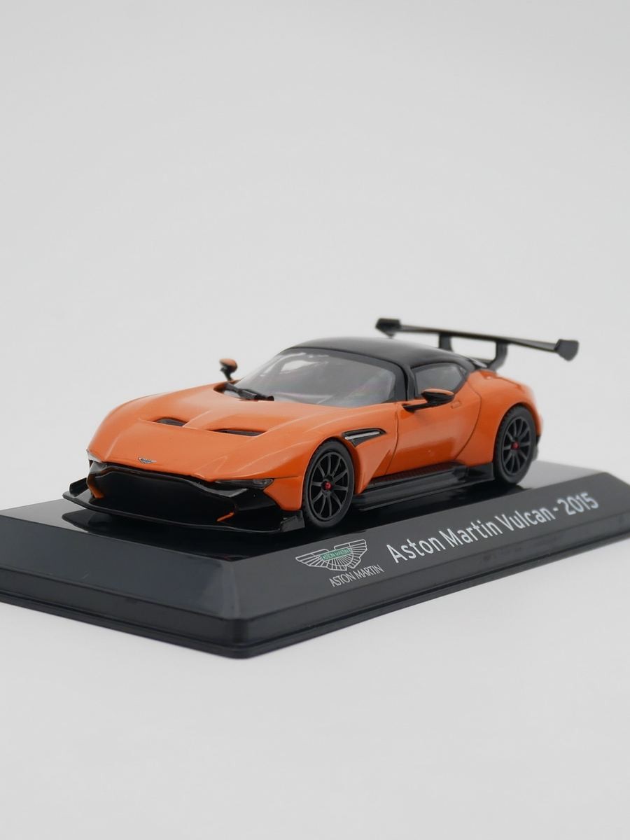 Ixo 1: 43 Aston Martin Vulcan 2015 Aston Martin Super Car รุ่น