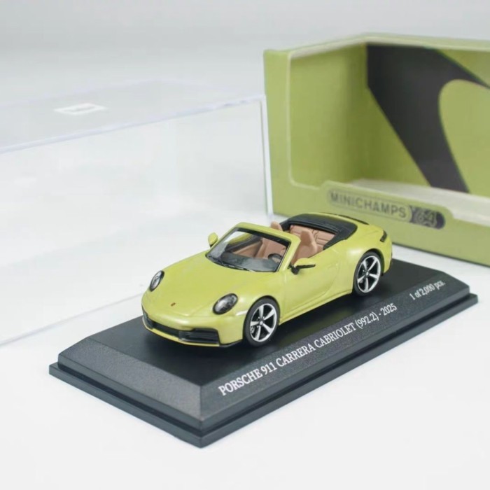Mini Cut 1/64 Porsche 911 992.2 Carrera Convertible GTS Model