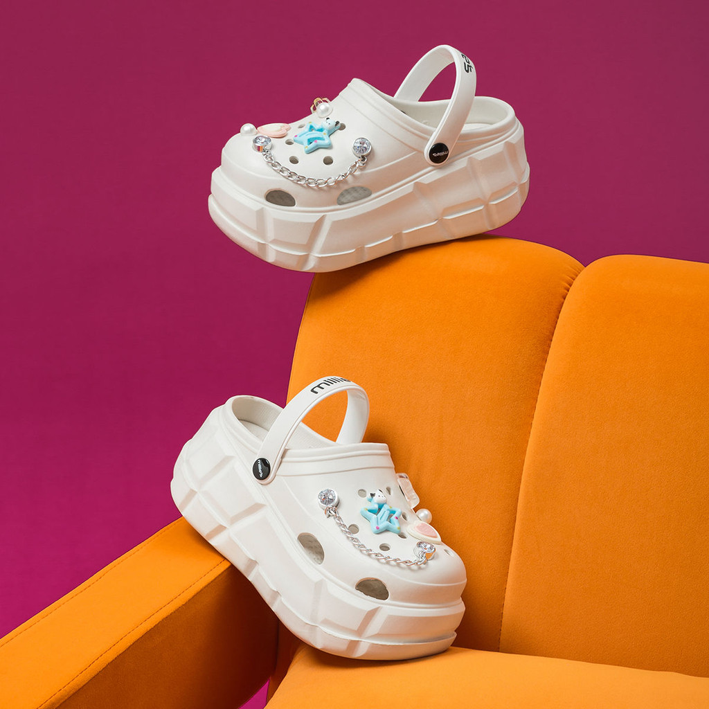 ♞รองเท้าถ้ำ Miaoli Yunduo ของผู้หญิงใหม่ที่หนาเพียง แต่เพียงผู้เดียวในการต่อต้านการลื่นกล่องสูงครึ่