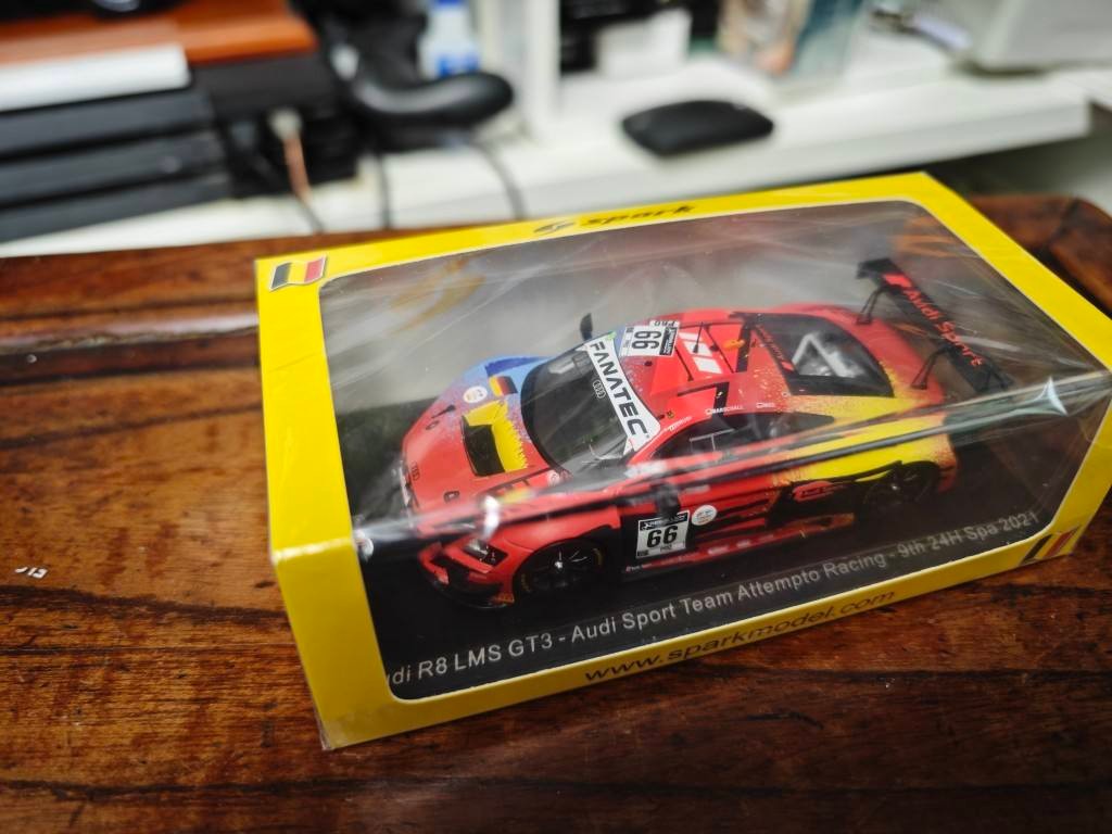 SPARK รุ่น 1/43 2021 SPARK Audi R8 LMS GT3 66 #